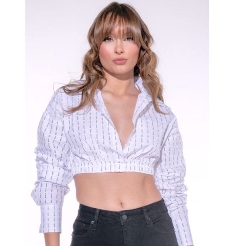 Akira EFF YOU poplin blouse size medium NWT